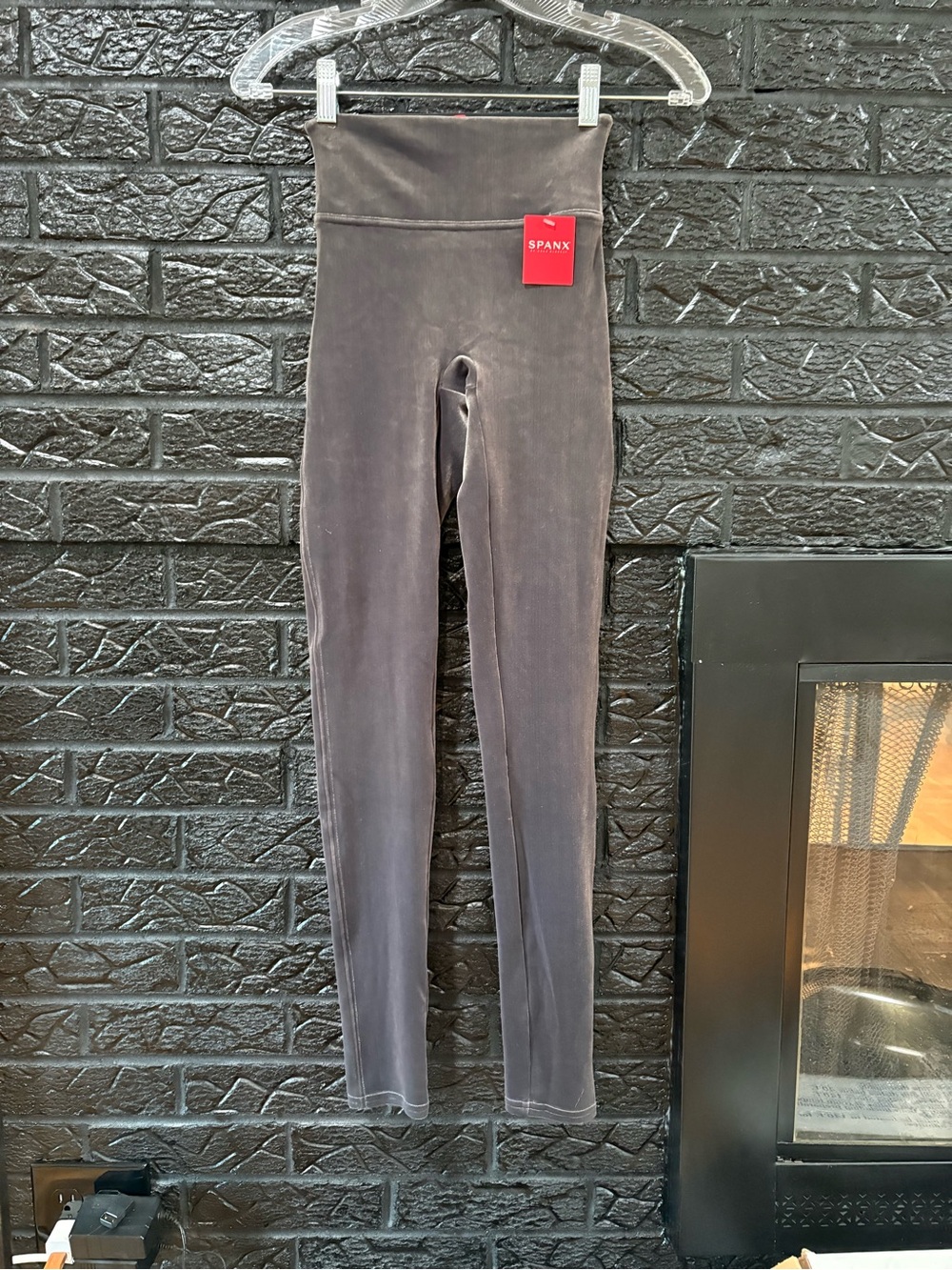 NWT SPANX Gray Velvet High-Waisted Leggings | Size XS Women’s